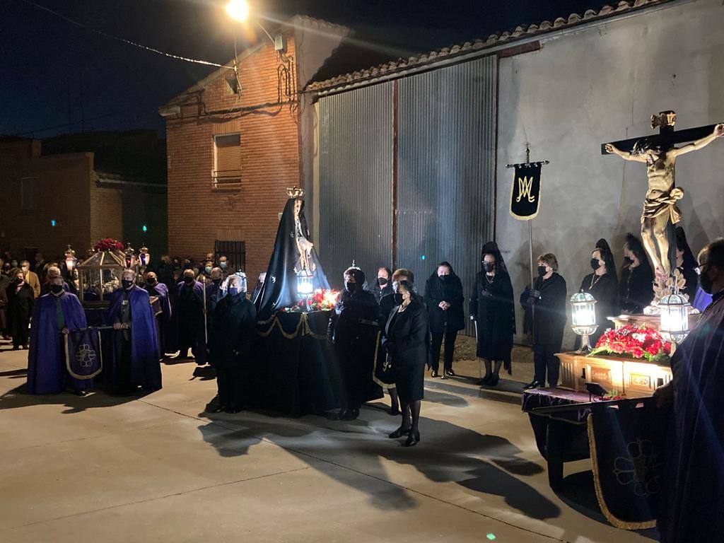 Fotos: Procesión del Santo Entierro de Torrelobatón