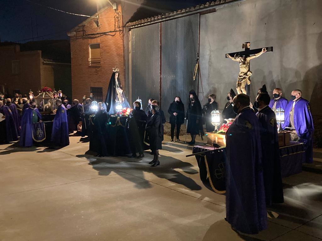 Fotos: Procesión del Santo Entierro de Torrelobatón