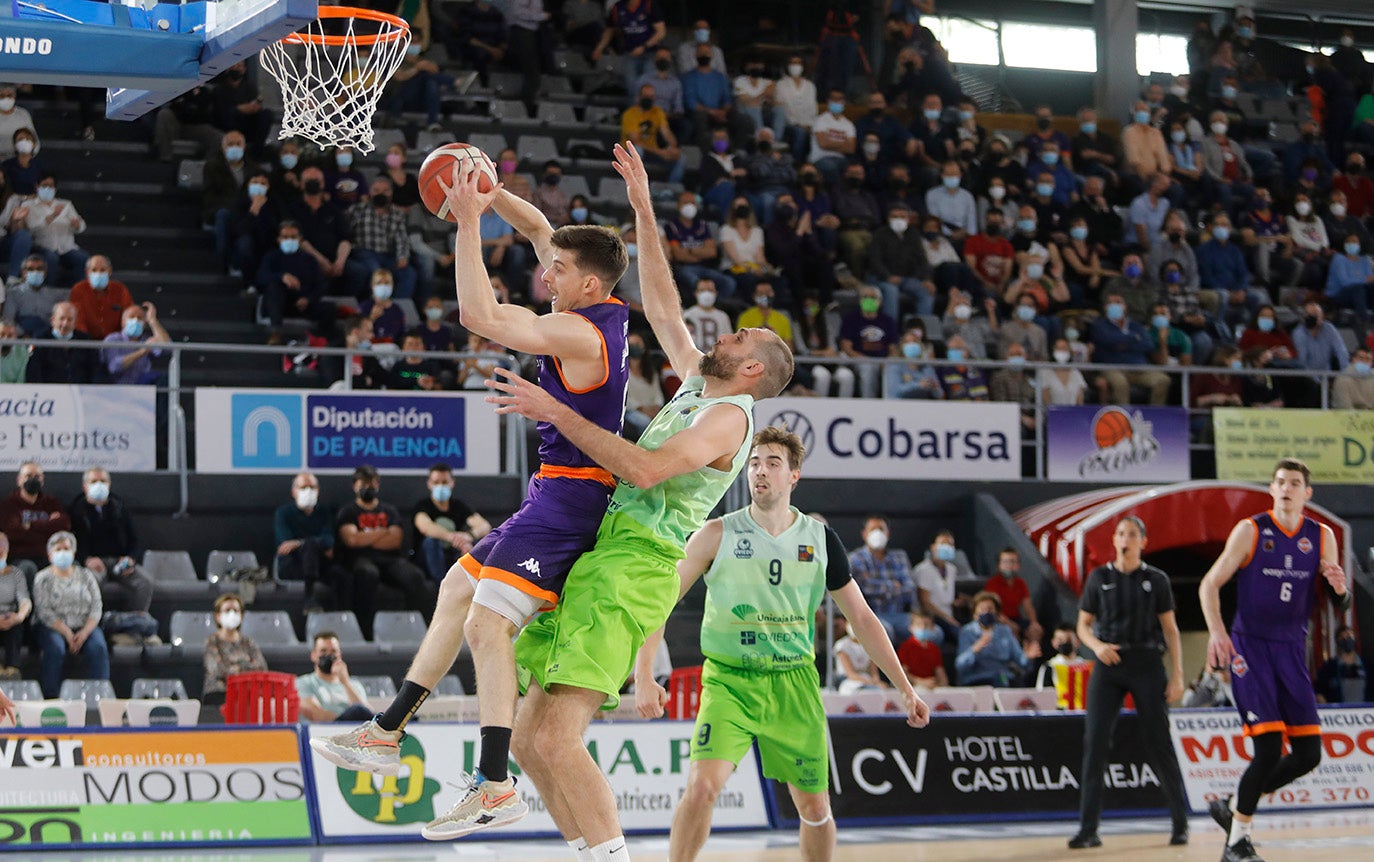 EasyCharger Palencia 76 - 80 Unicaja Banco Oviedo