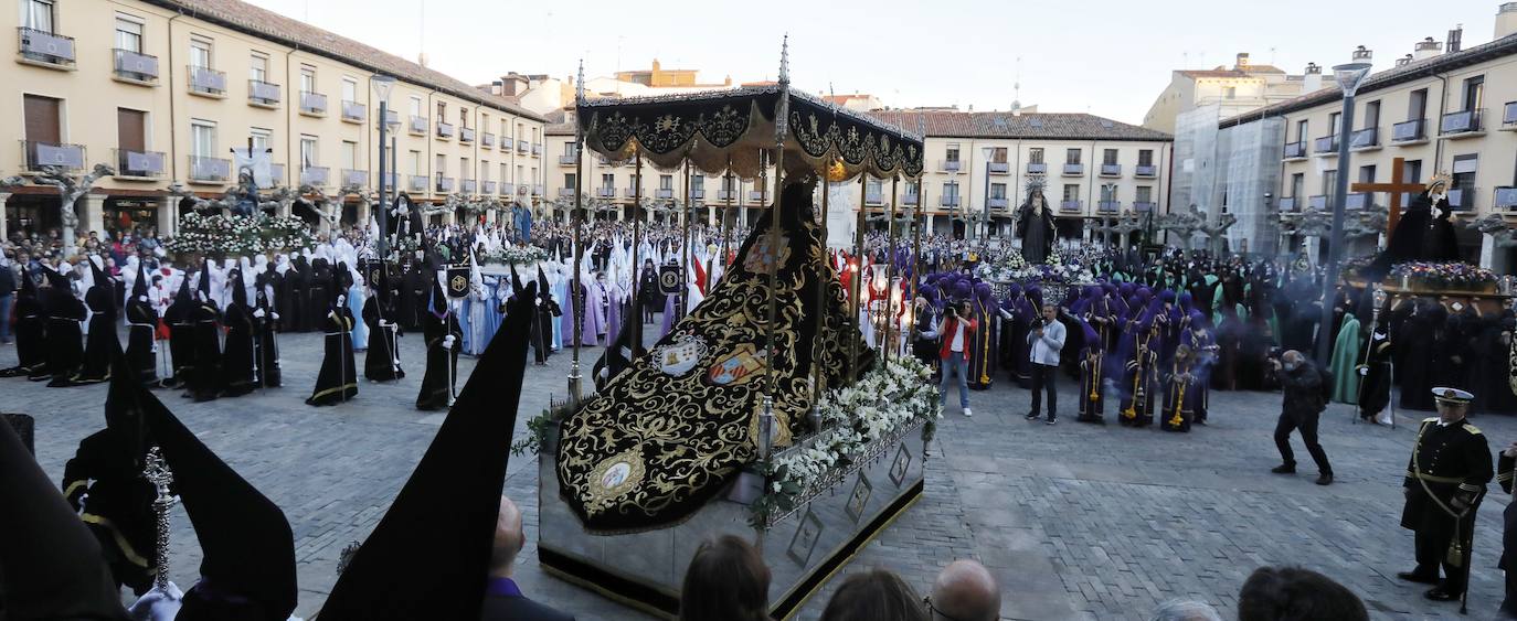 Fotos: Palencia se rinde a la Soledad