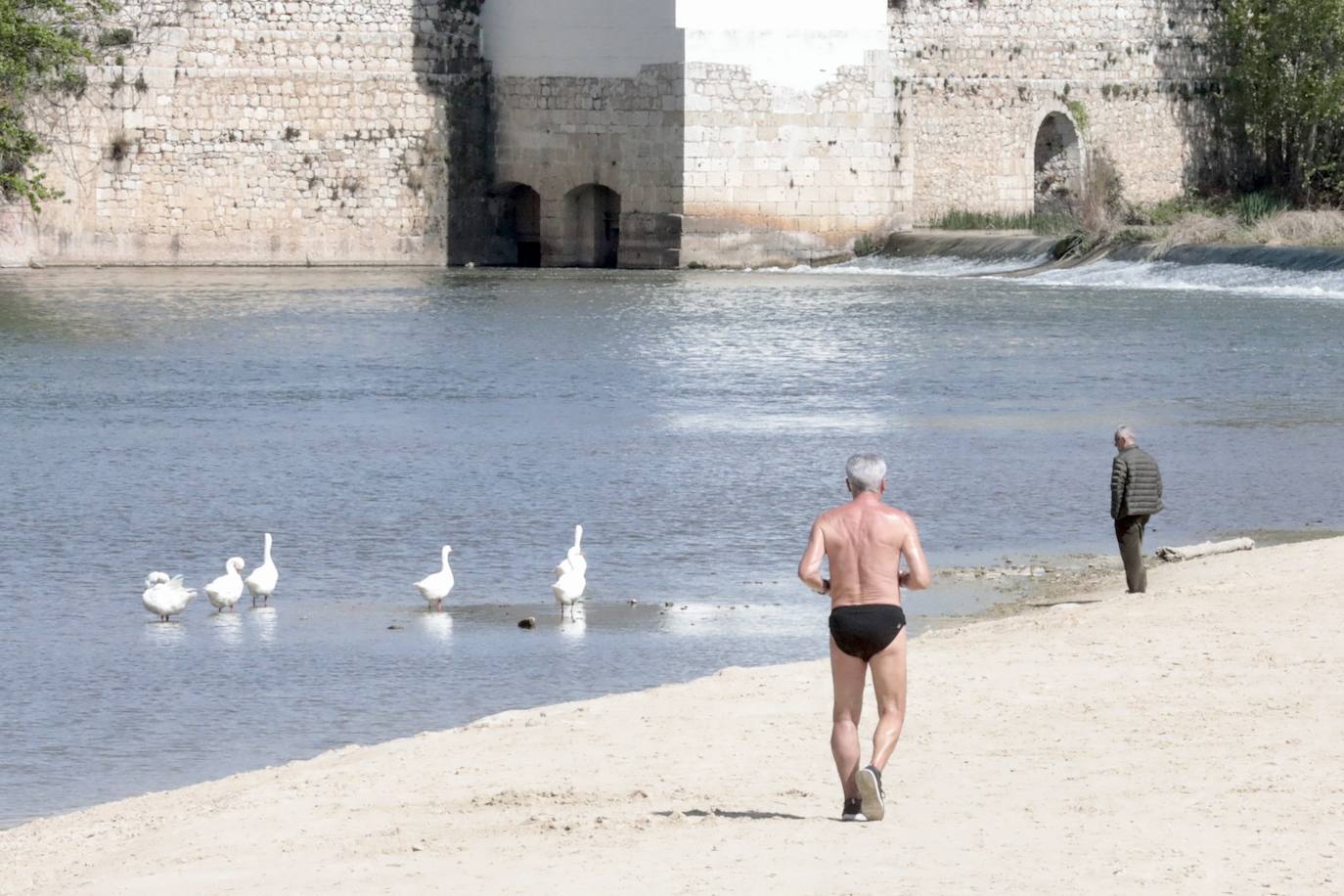 El buen tiempo preside el Domingo de Resurrección en Valladolid.
