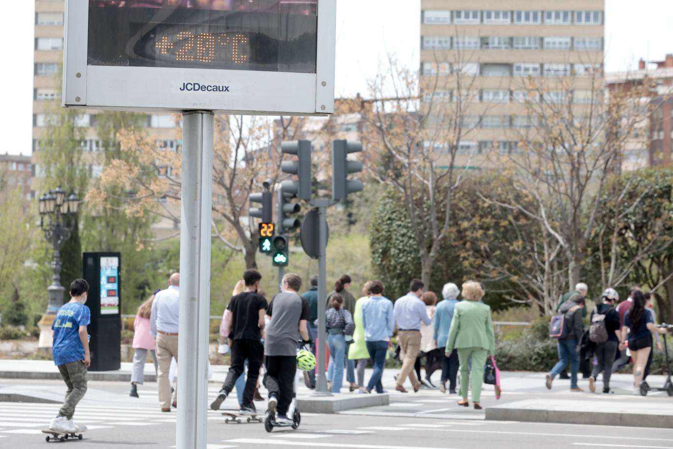 El buen tiempo preside el Domingo de Resurrección en Valladolid.