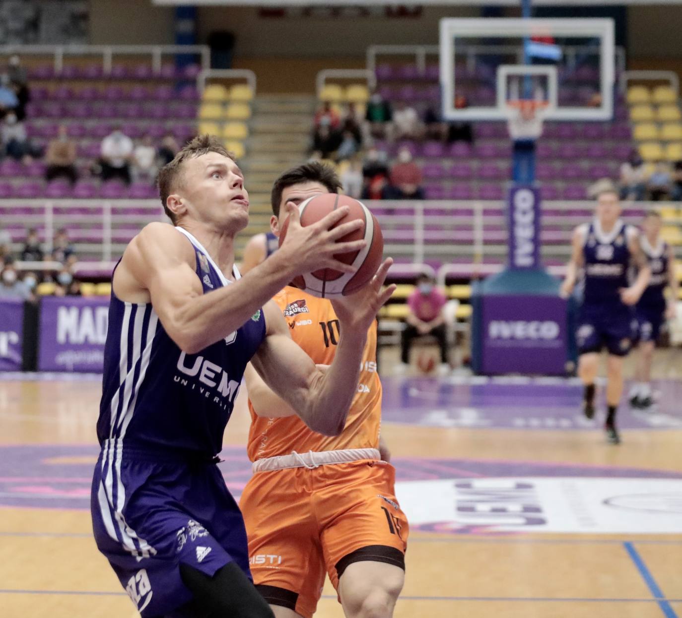 Partido entre el UEMC Real Valladolid y el Juaristi. 