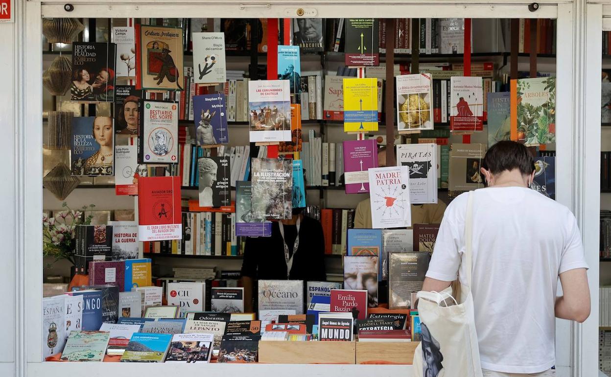 Pasada edición de una Feria del Libro. 