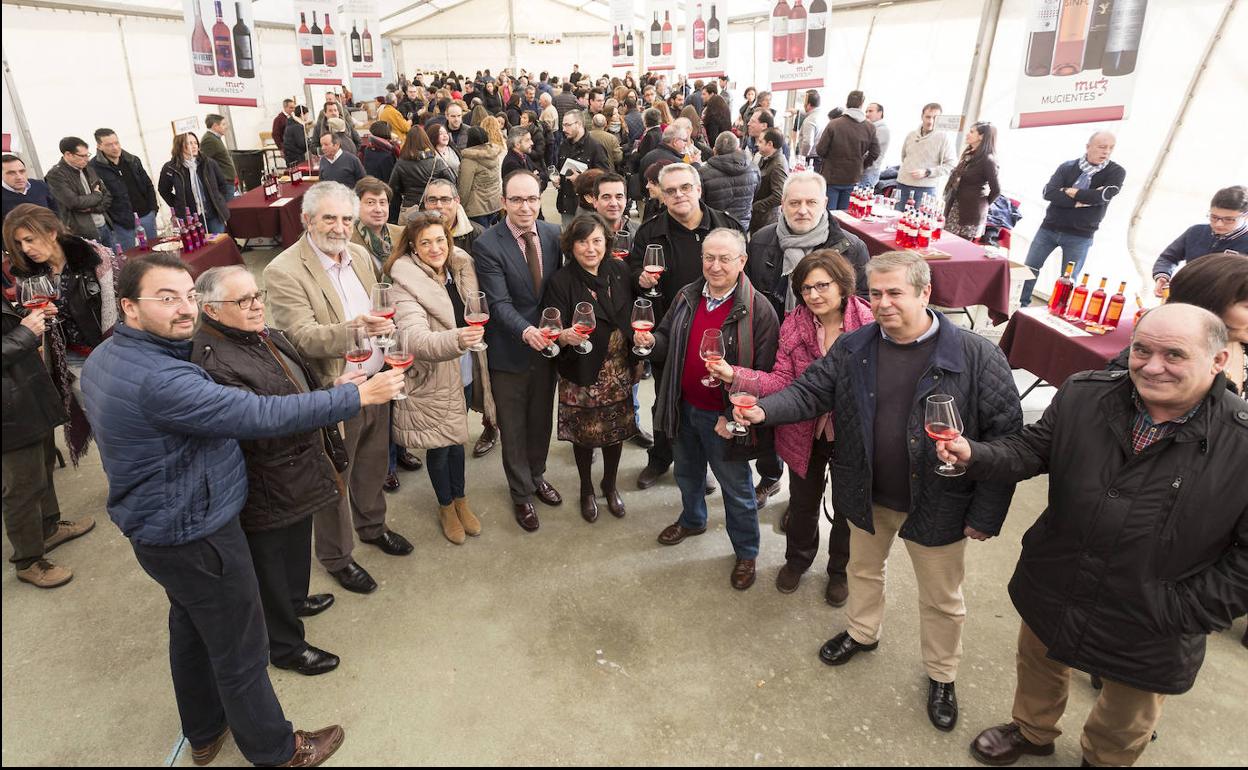 Las bodegas de Mucientes da a probar este domingo sus nuevos rosados