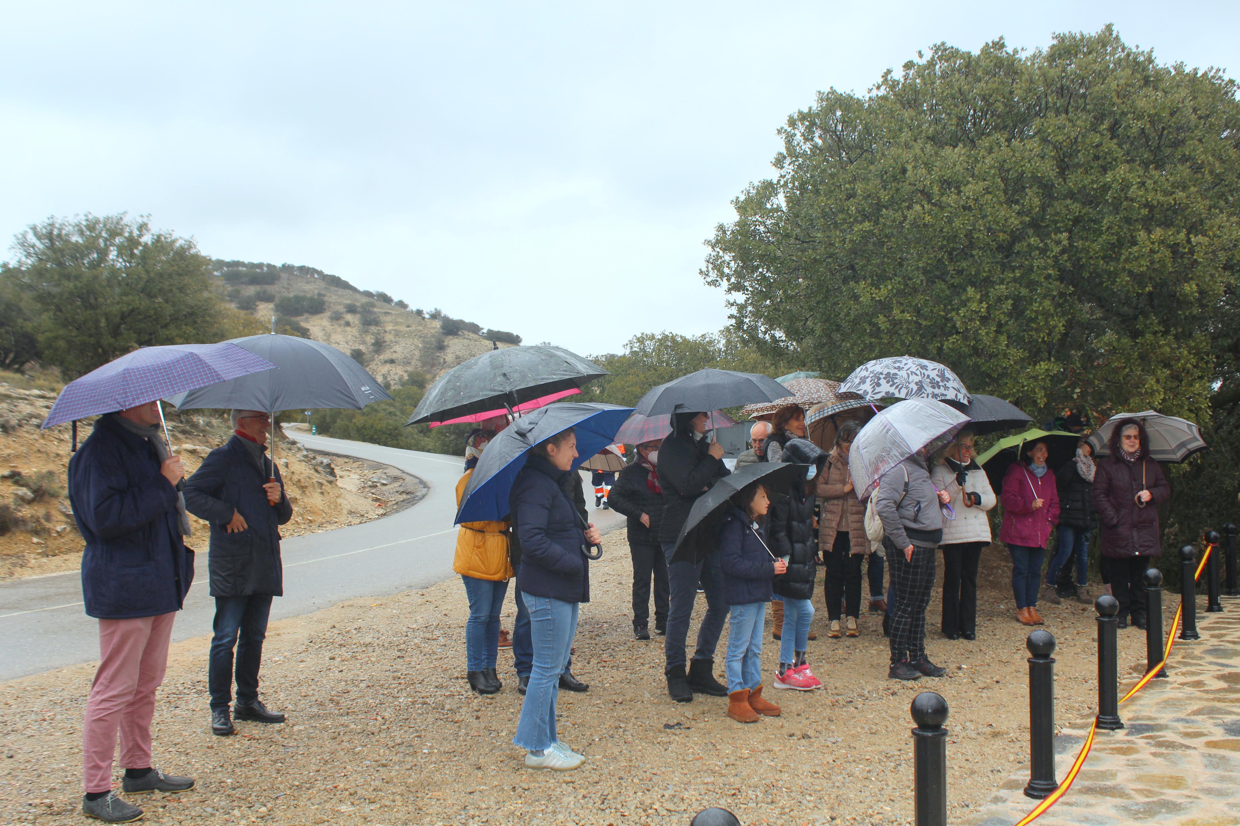 Coincidiendo con el Día del Libro y la Fiesta de Castilla y León, Valdecañas de Cerrato inauguró el Mirador Miguel Delibes
