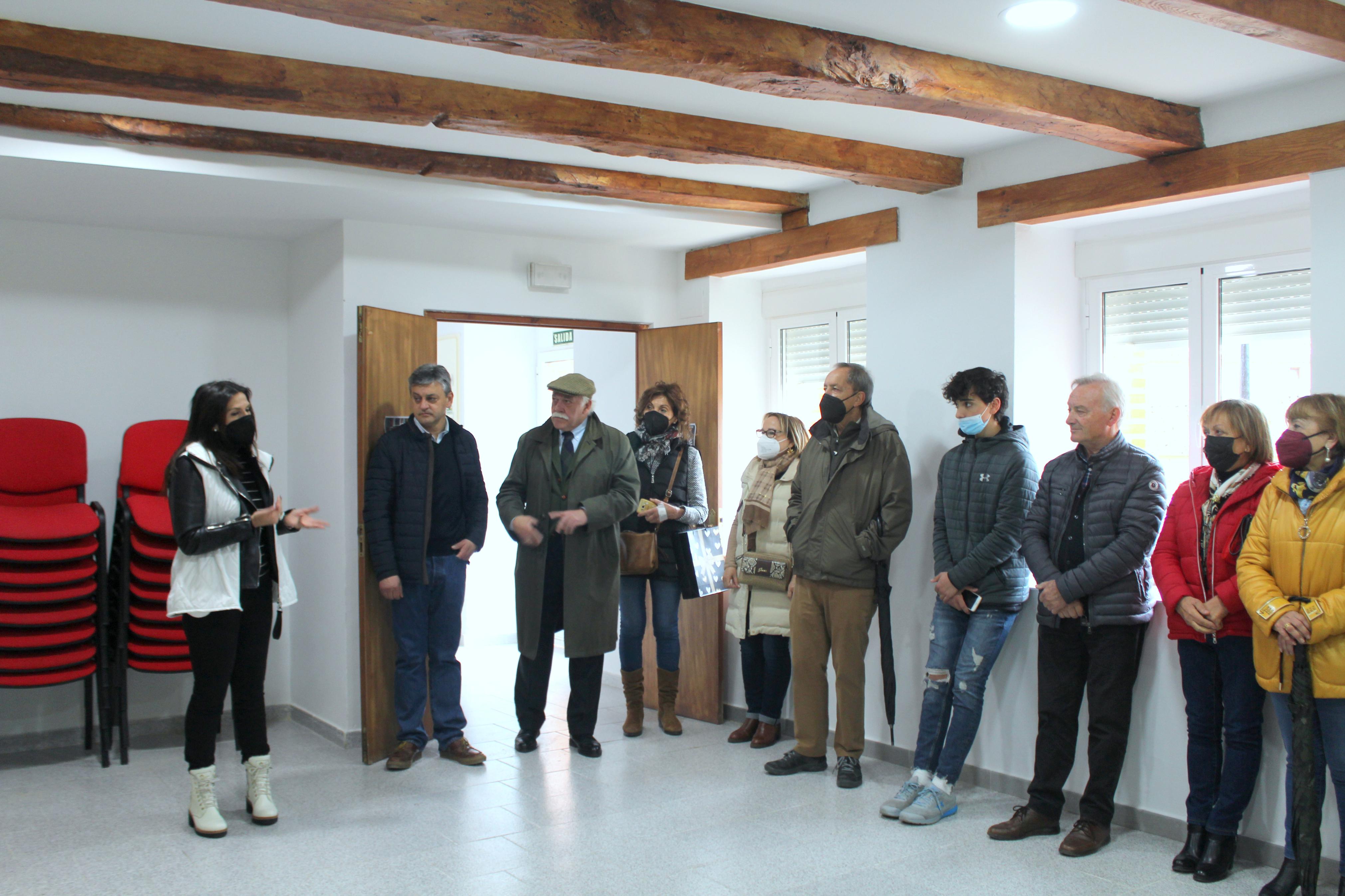 Coincidiendo con el Día del Libro y la Fiesta de Castilla y León, Valdecañas de Cerrato inauguró el Mirador Miguel Delibes