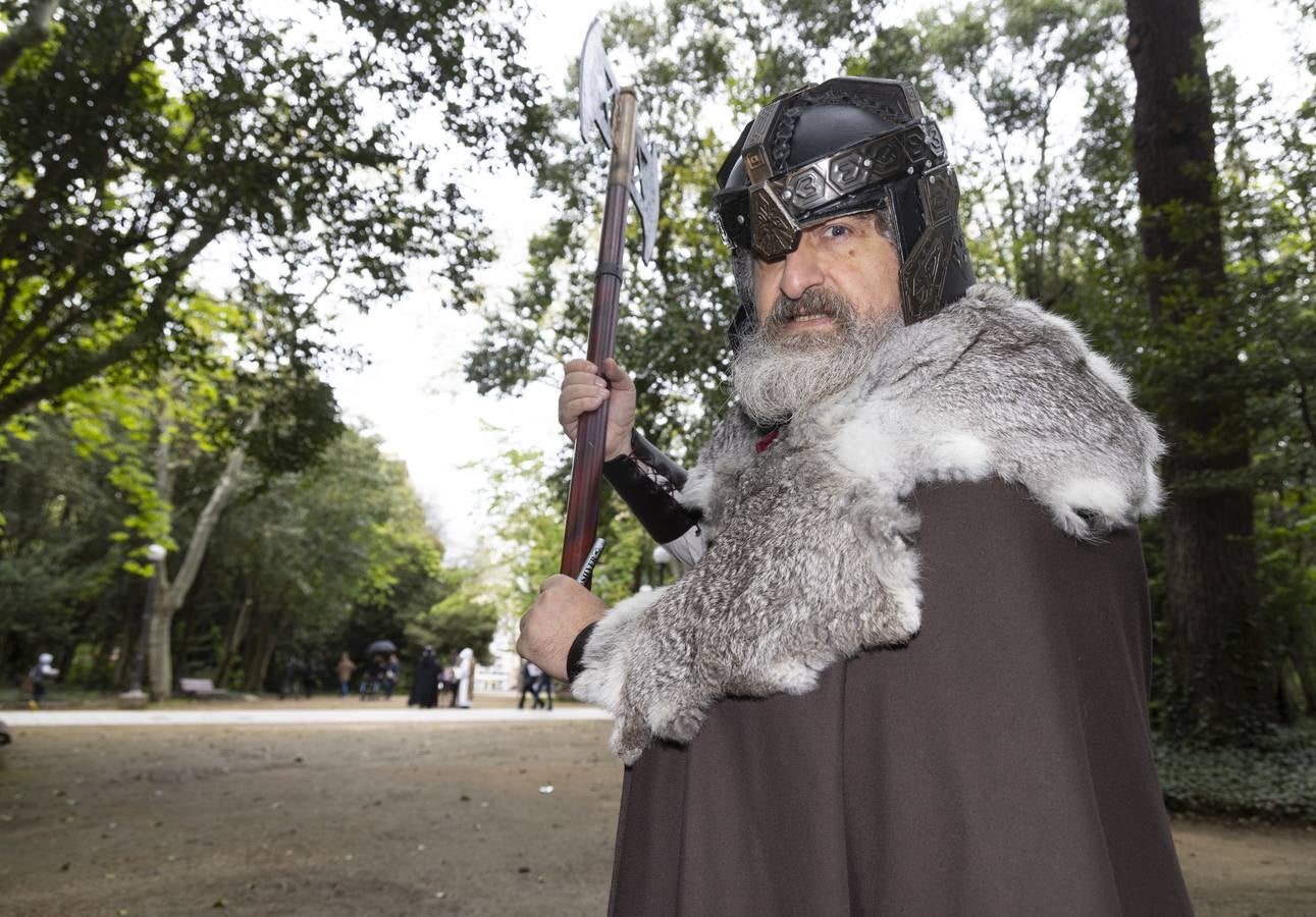 Fotos: Gincana literaria teatralizada en el Campo Grande de Valladolid