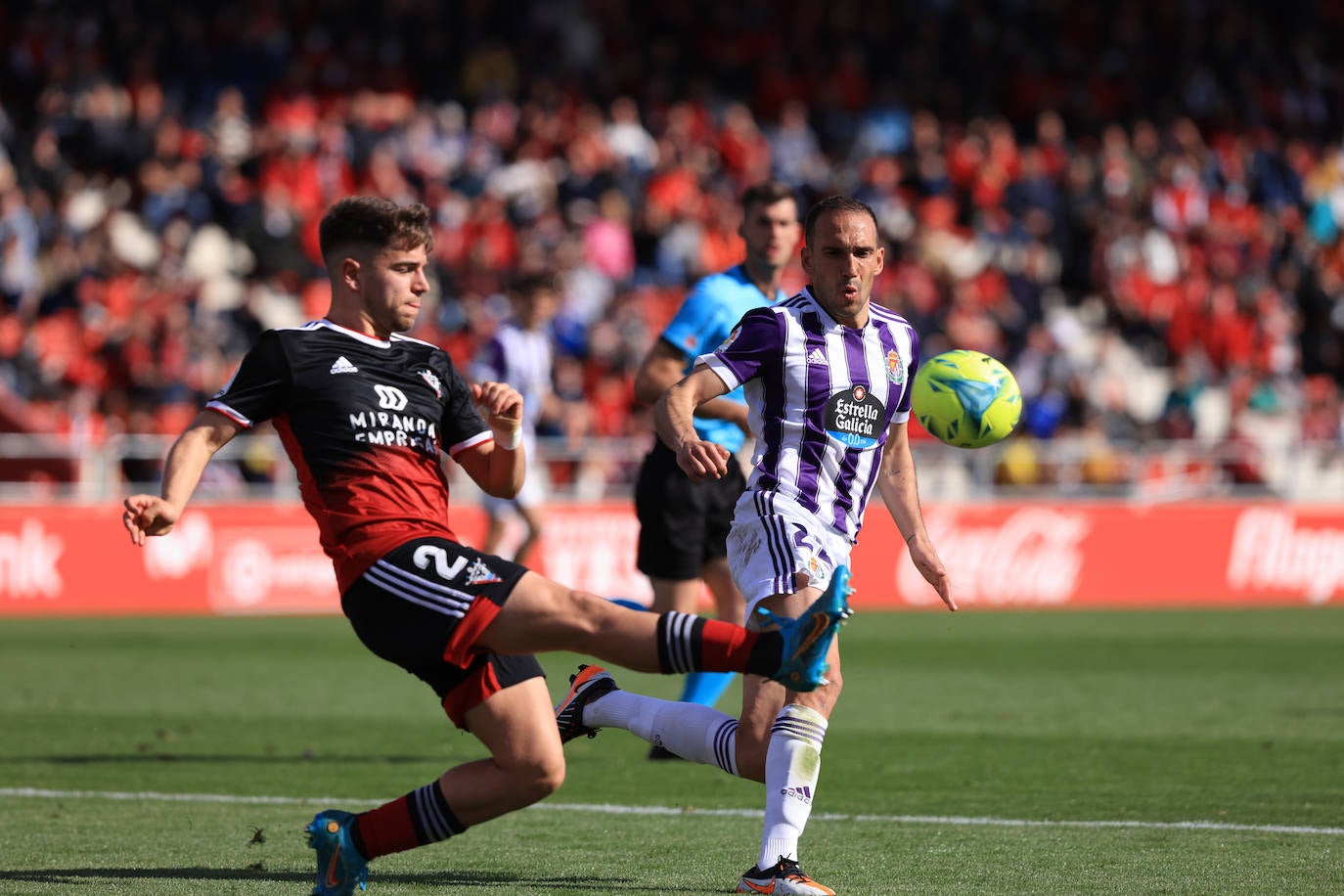 Fotos: Mirandés 0-1 Real Valladolid (2/2)
