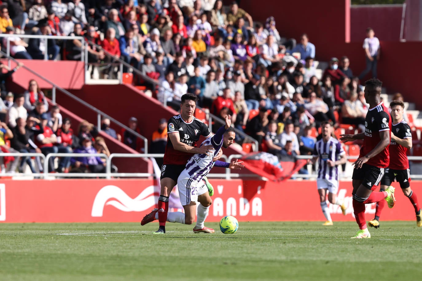 Fotos: Mirandés 0-1 Real Valladolid (2/2)