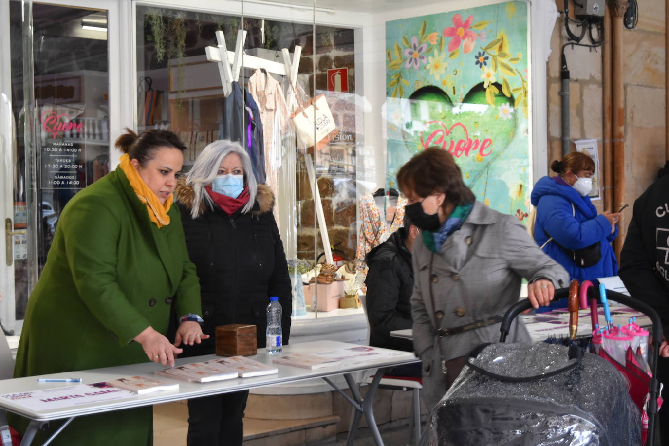 Fotos: Aguilar de Campoo se suma al Día del Libro