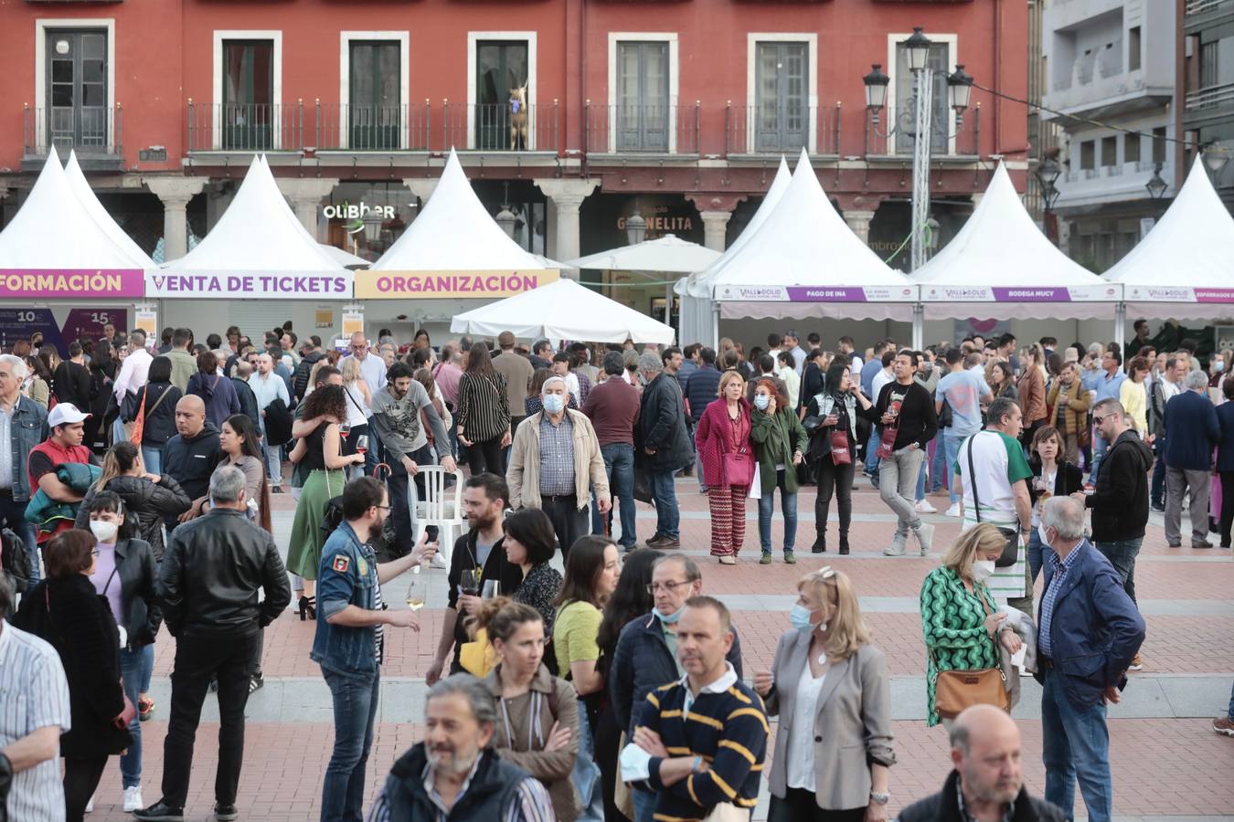 Fotos: Inauguración del evento &#039;Valladolid. Plaza Mayor del Vino&#039; (1/2)