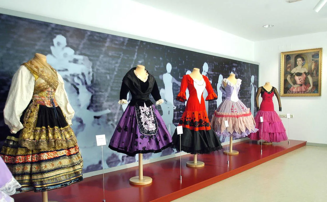 Muestra de trajes expuesta en el museo Mariemma, de Íscar. 