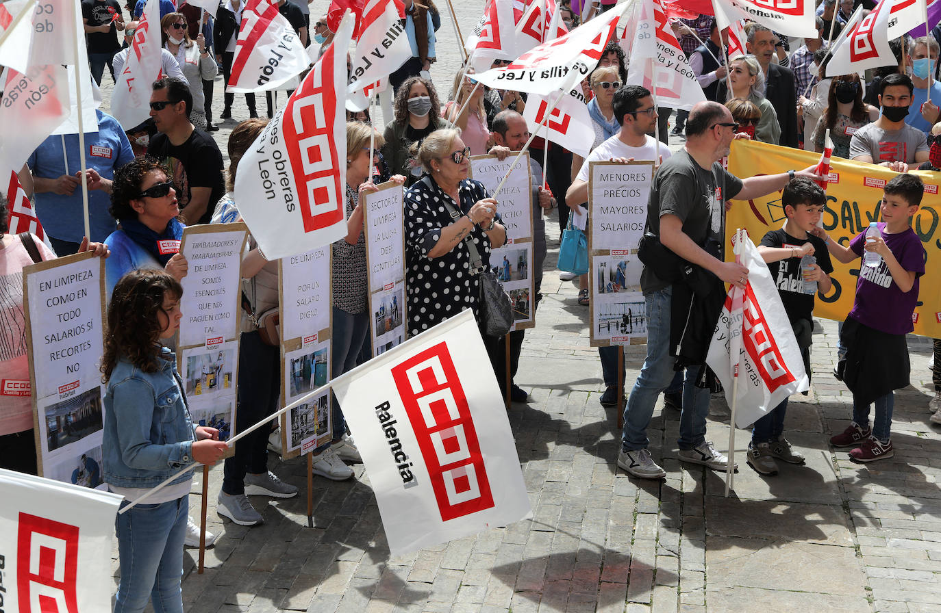 Fotos: Manifestación del Primero de Mayo en Palencia