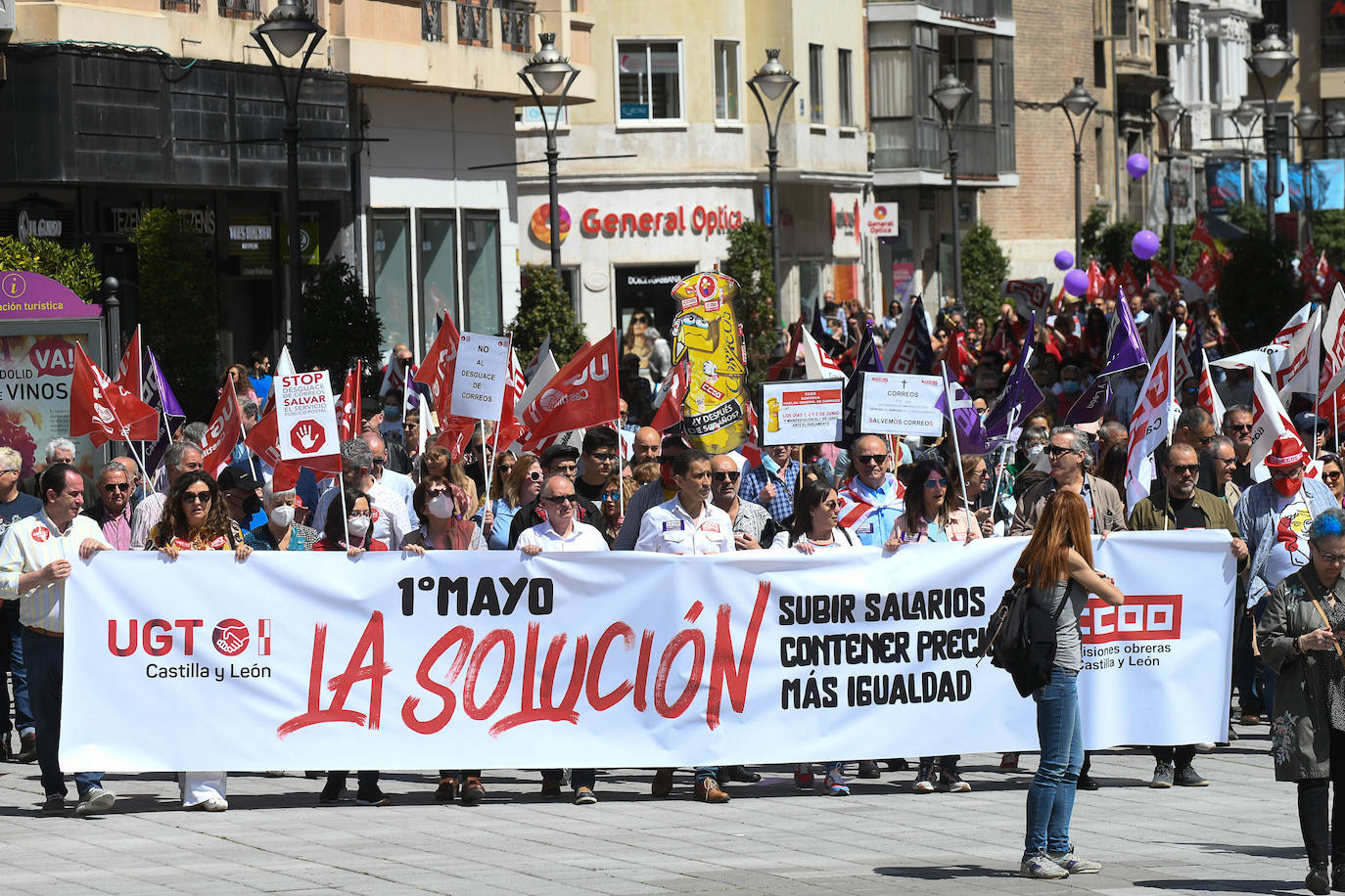 Fotos: Manifestación del 1º de Mayo por las calles de Valladolid (1/2)