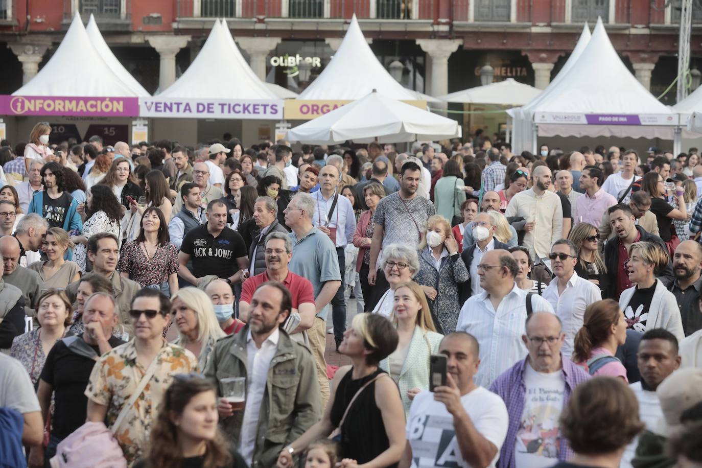 Fotos: Segunda jornada de Plaza Mayor del Vino en Valladolid (2/4)