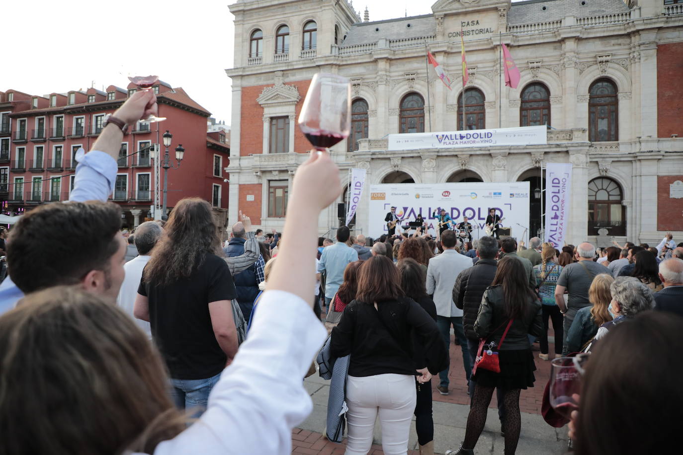 Fotos: Segunda jornada de Plaza Mayor del Vino en Valladolid (2/4)