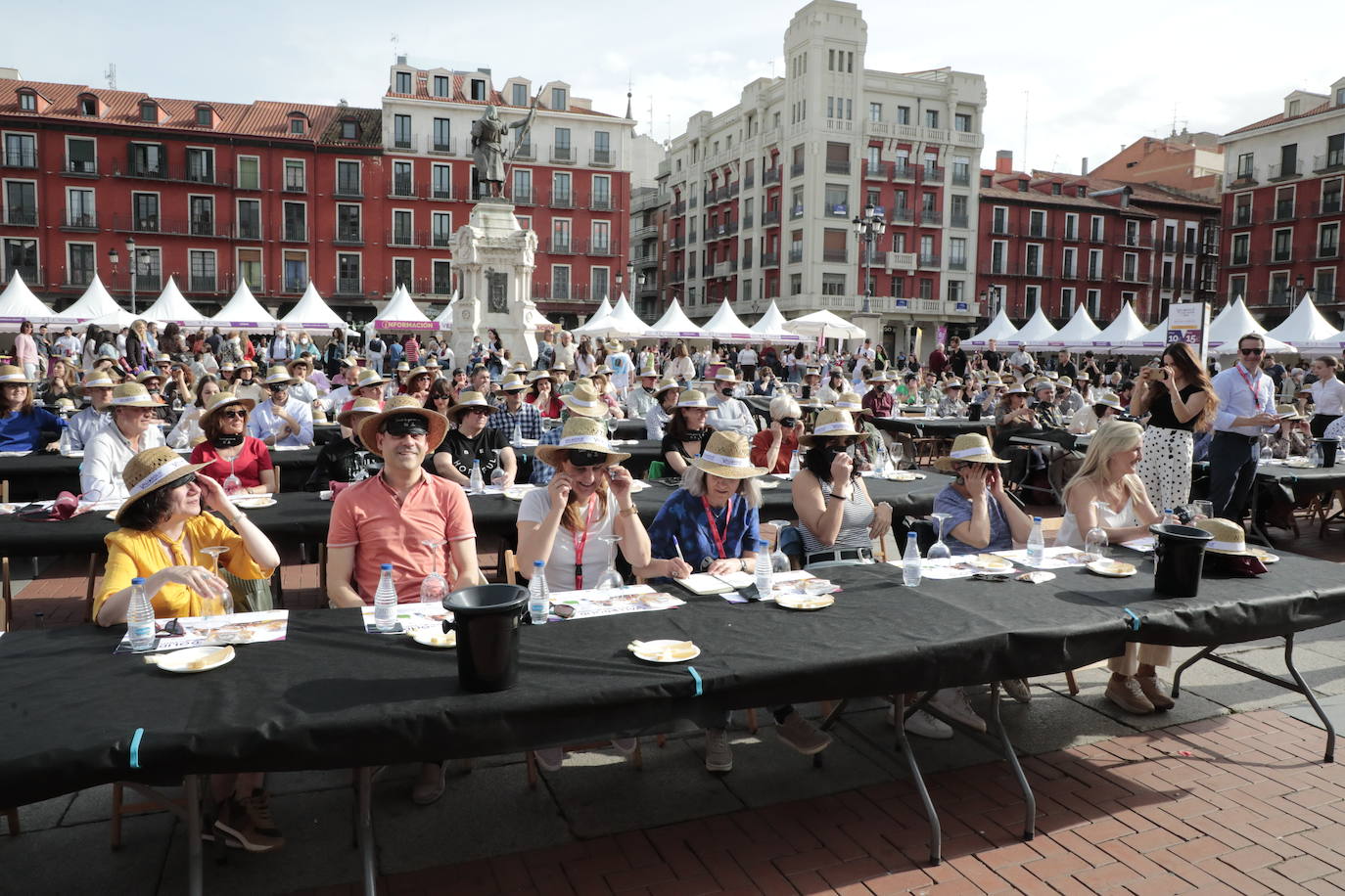 Fotos: Segunda jornada de Plaza Mayor del Vino en Valladolid (3/4)