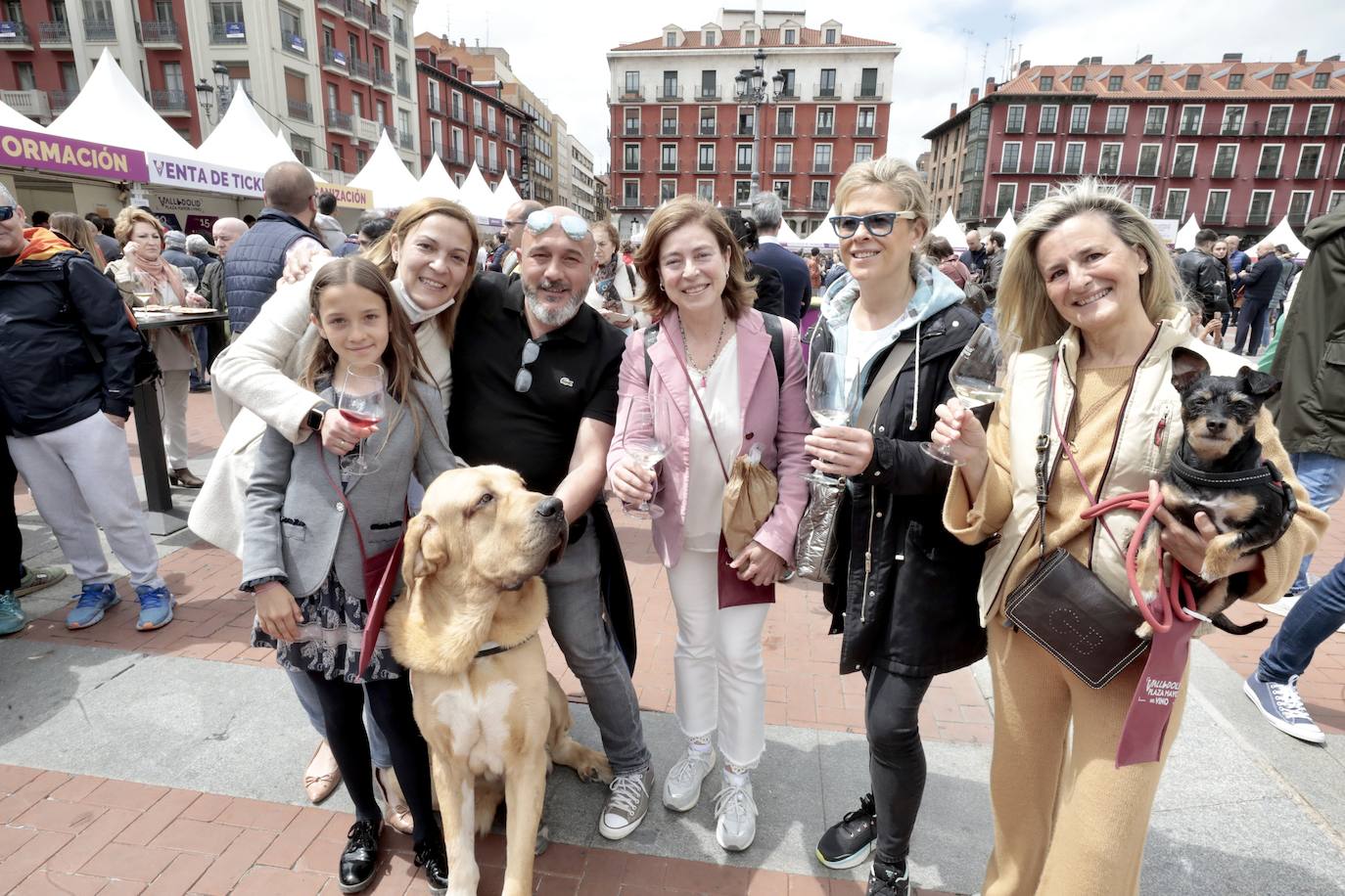 La jornada del lunes en la Plaza Mayor del Vino. 