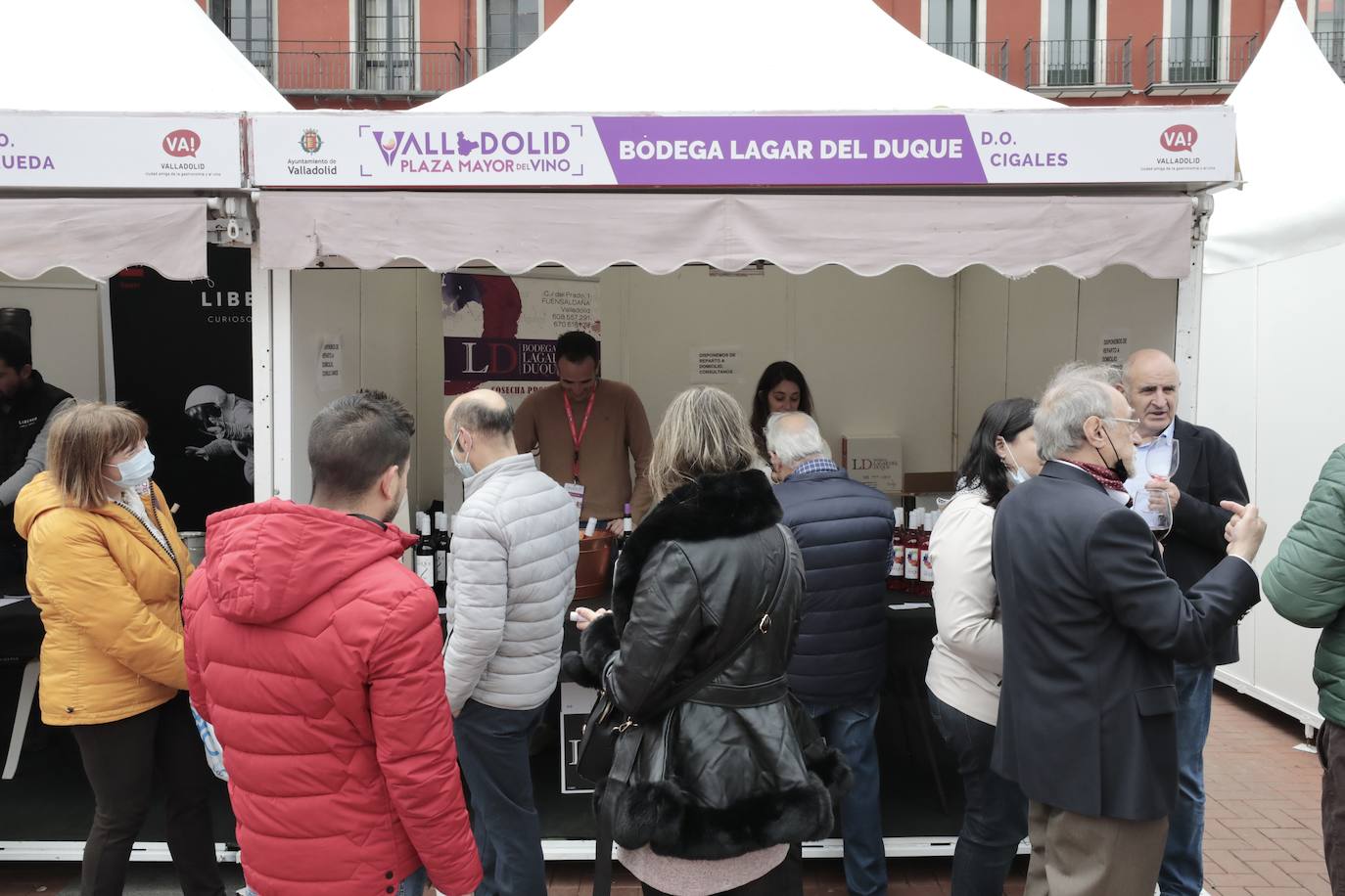 La jornada del lunes en la Plaza Mayor del Vino. 