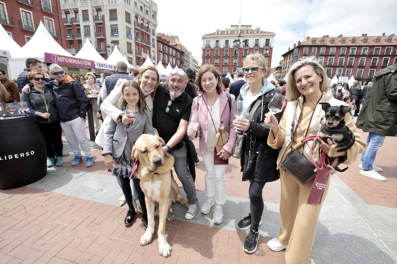 La jornada del lunes en la Plaza Mayor del Vino. 