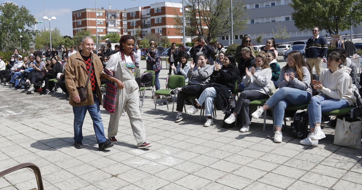 Fotos: Moda sostenible e inclusiva en el campus de Palencia