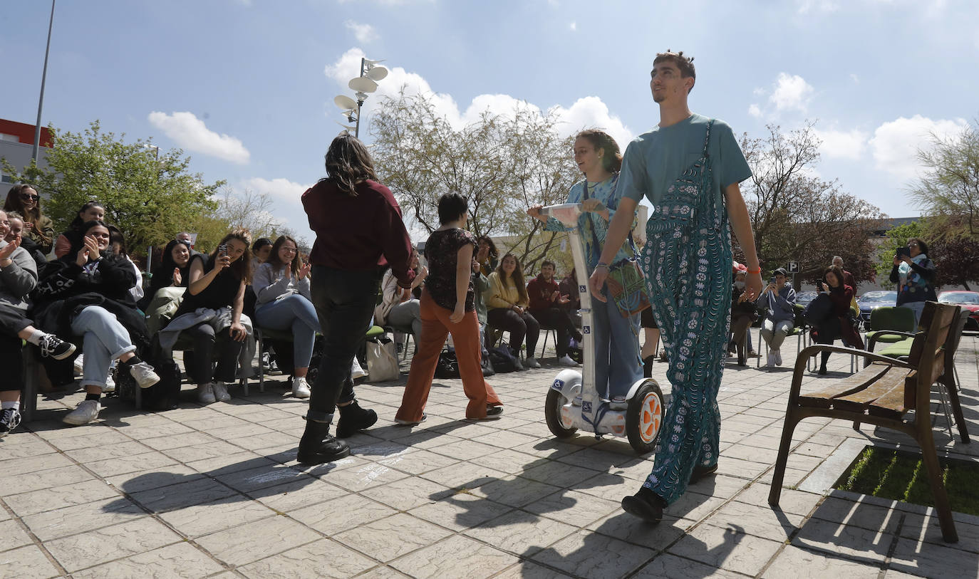 Fotos: Moda sostenible e inclusiva en el campus de Palencia