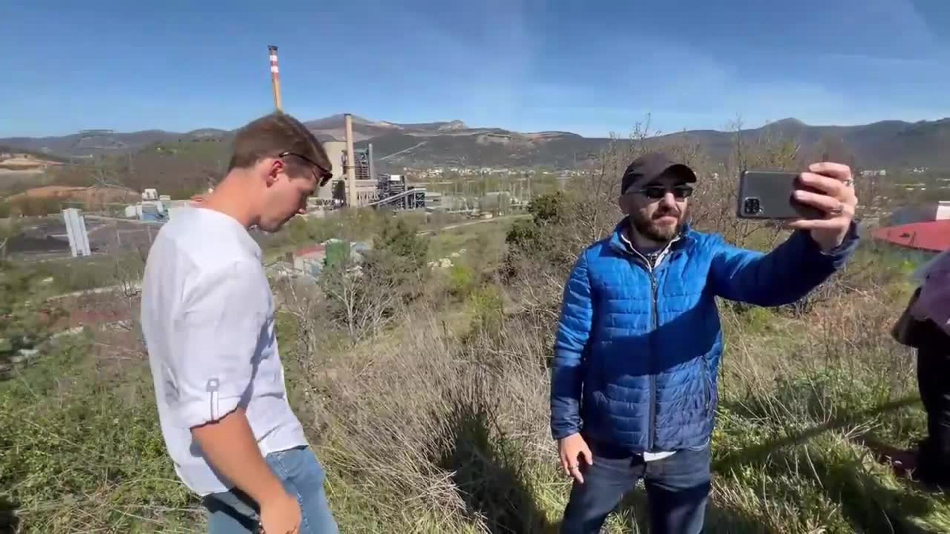 Voladura de las torres de la térmica de la Robla, en León