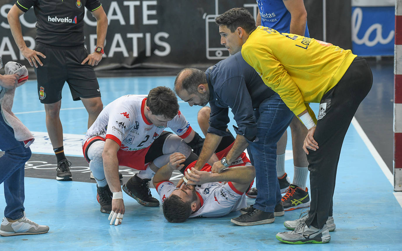 Fotos: Recoletas 28-28 Balonmano Nava (2/2)