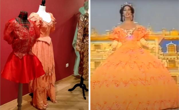El vestido, sin miriñaque, en la exposición y en una escena de la revista. 