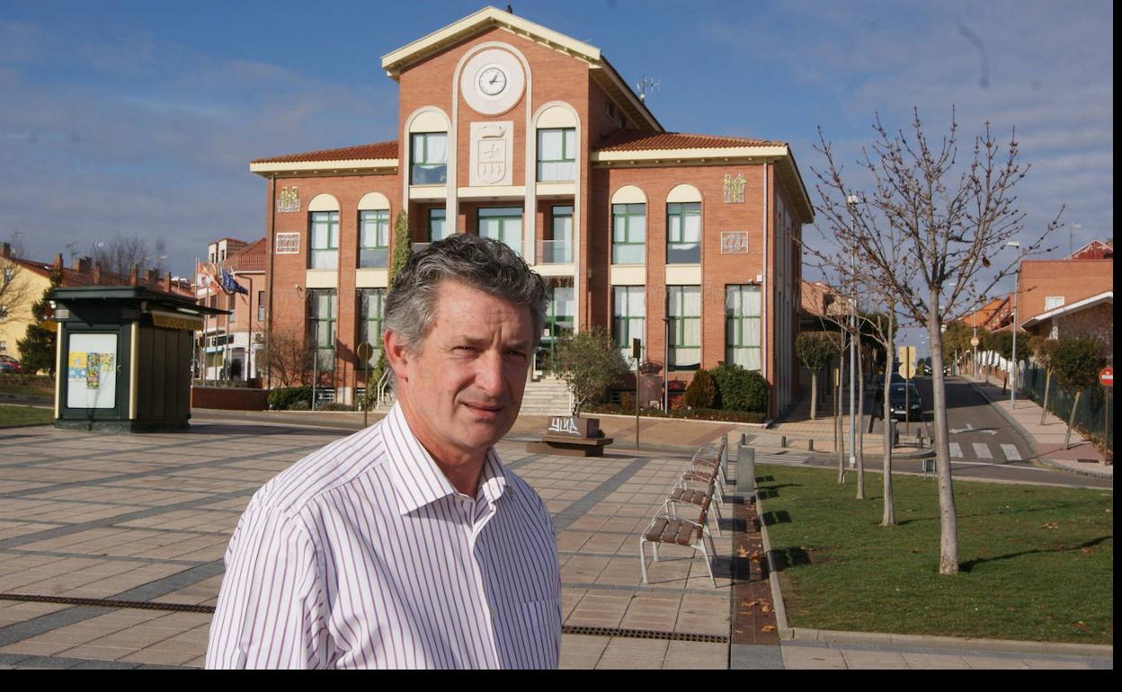 Sarbelio Fernández, alcalde de Arroyo de la Encomienda. 