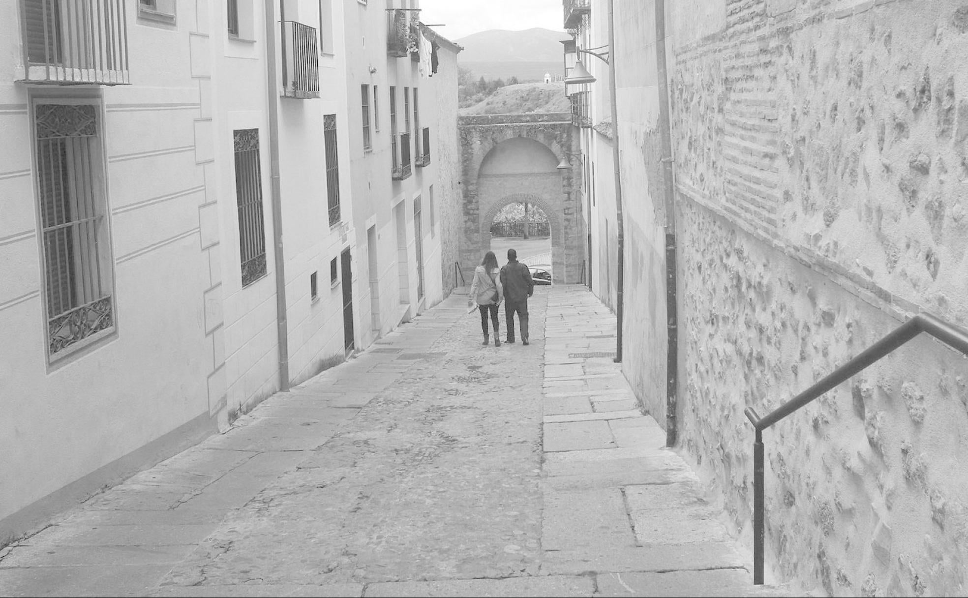 Calle de la Puerta del Sol, en la Judería segoviana.