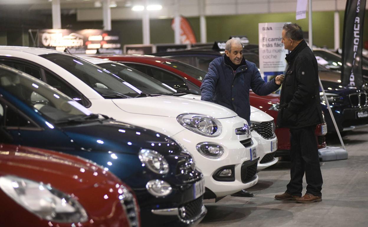 Feria del Vehículo de Ocasión en una de sus últimas ediciones del Valladolid. 