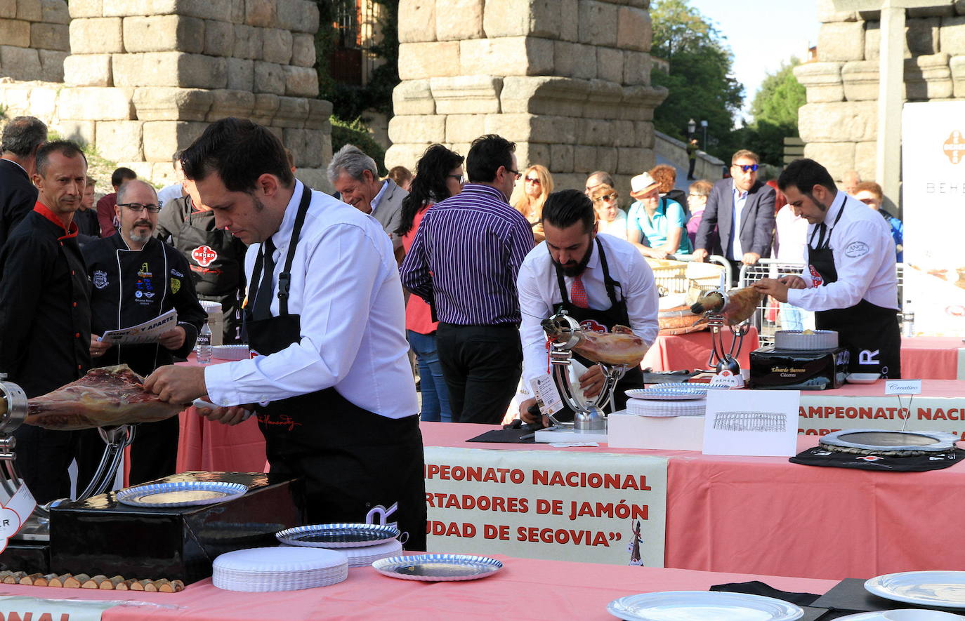Concurso de corte de jamón celebrado en Segovia.