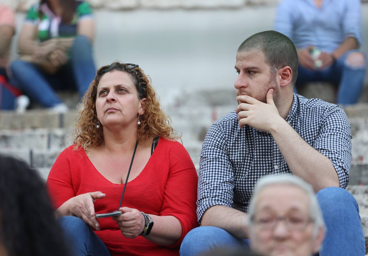 Fotos: Ambiente en la plaza de toros de Valladolid durante el concurso de cortes