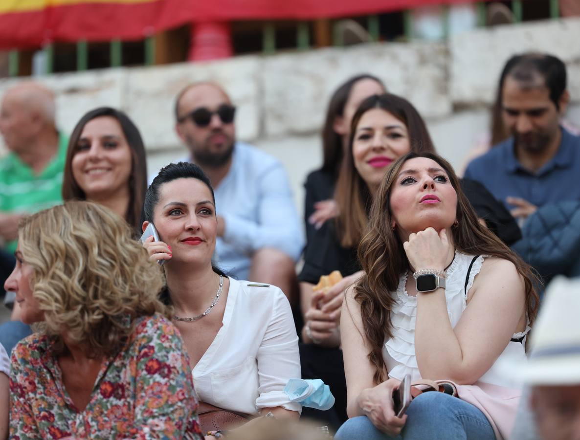 Fotos: Ambiente en la plaza de toros de Valladolid durante el concurso de cortes