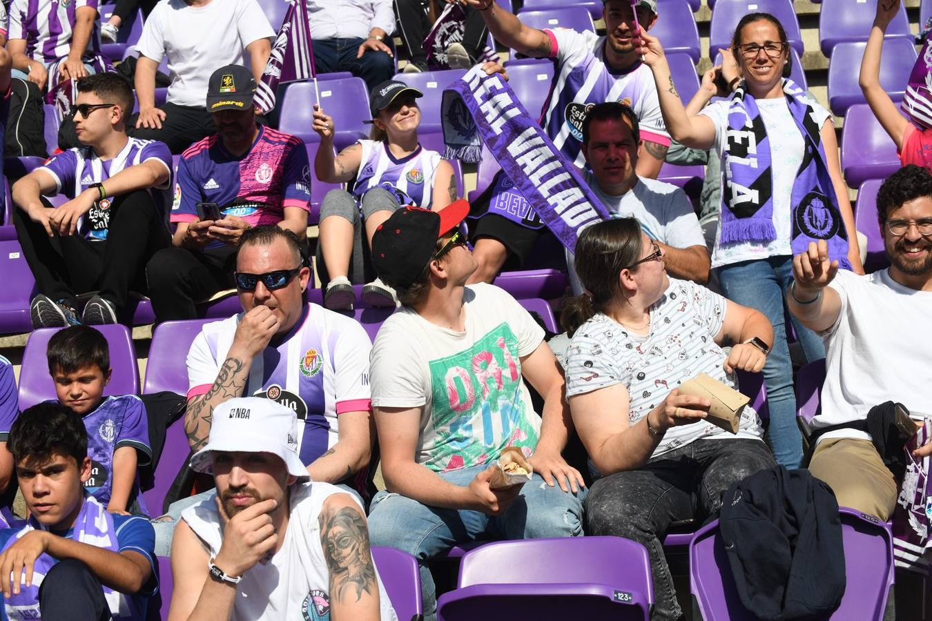 Fotos: Búscate en la grada del Zorrilla (1/6)