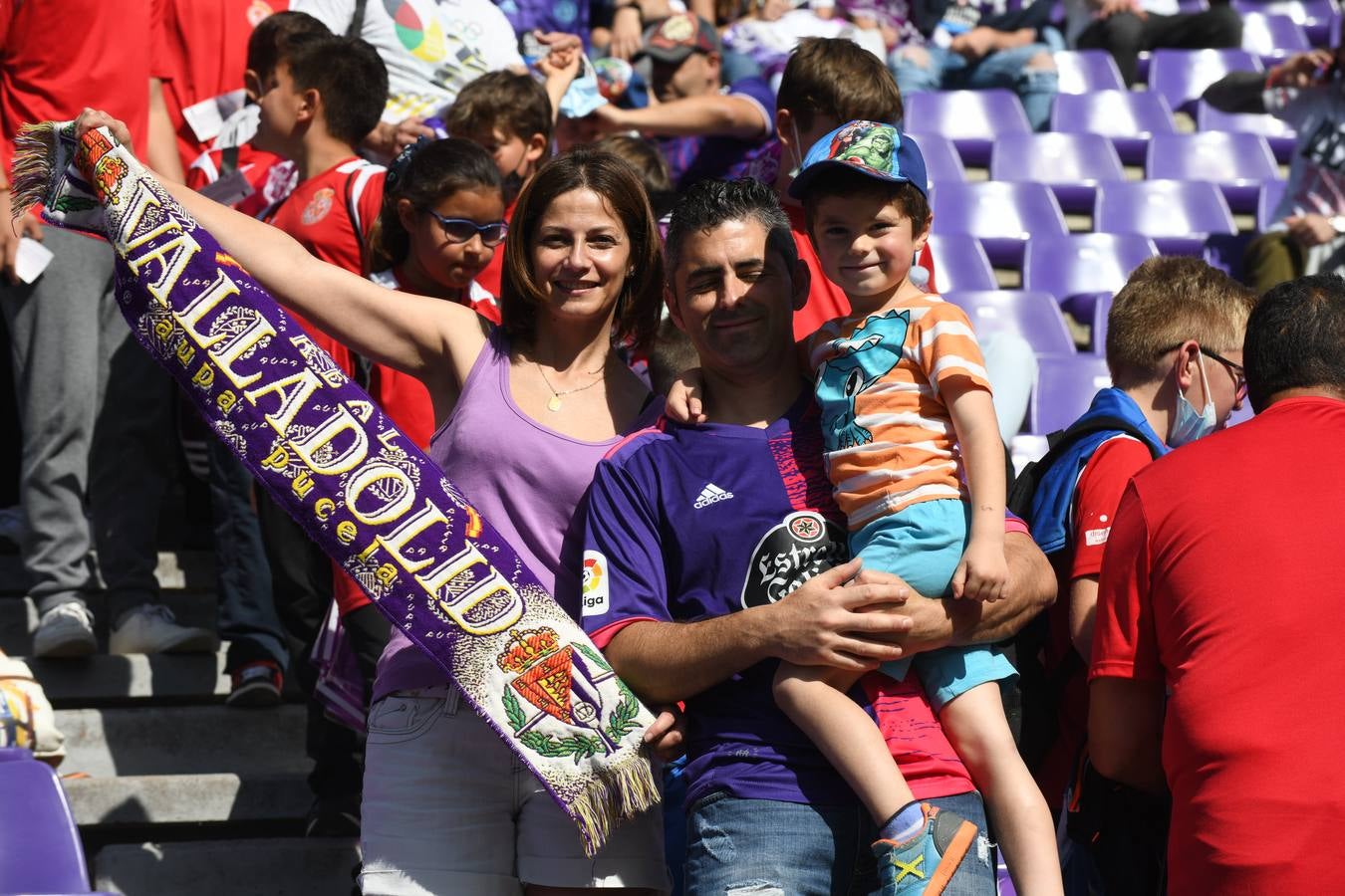 Fotos: Búscate en la grada del Zorrilla (2/6)