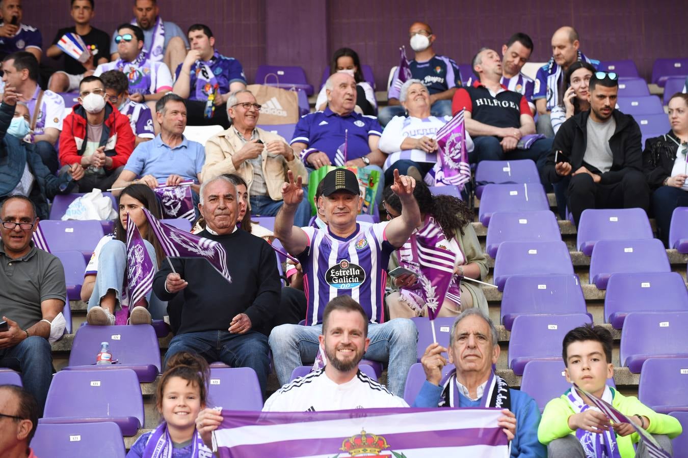 Fotos: Búscate en la grada del Zorrilla (3/6)