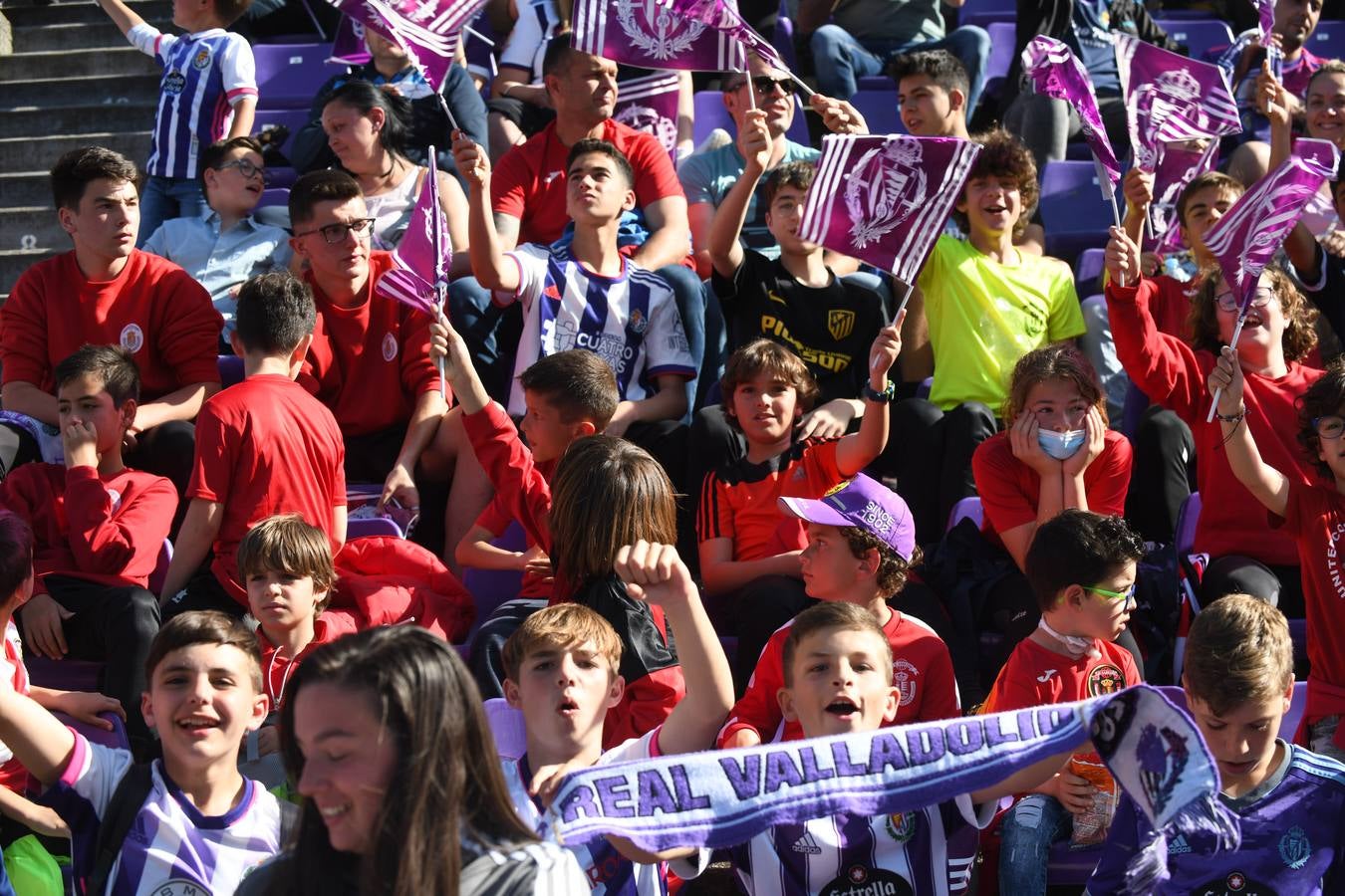 Fotos: Búscate en la grada del Zorrilla (3/6)