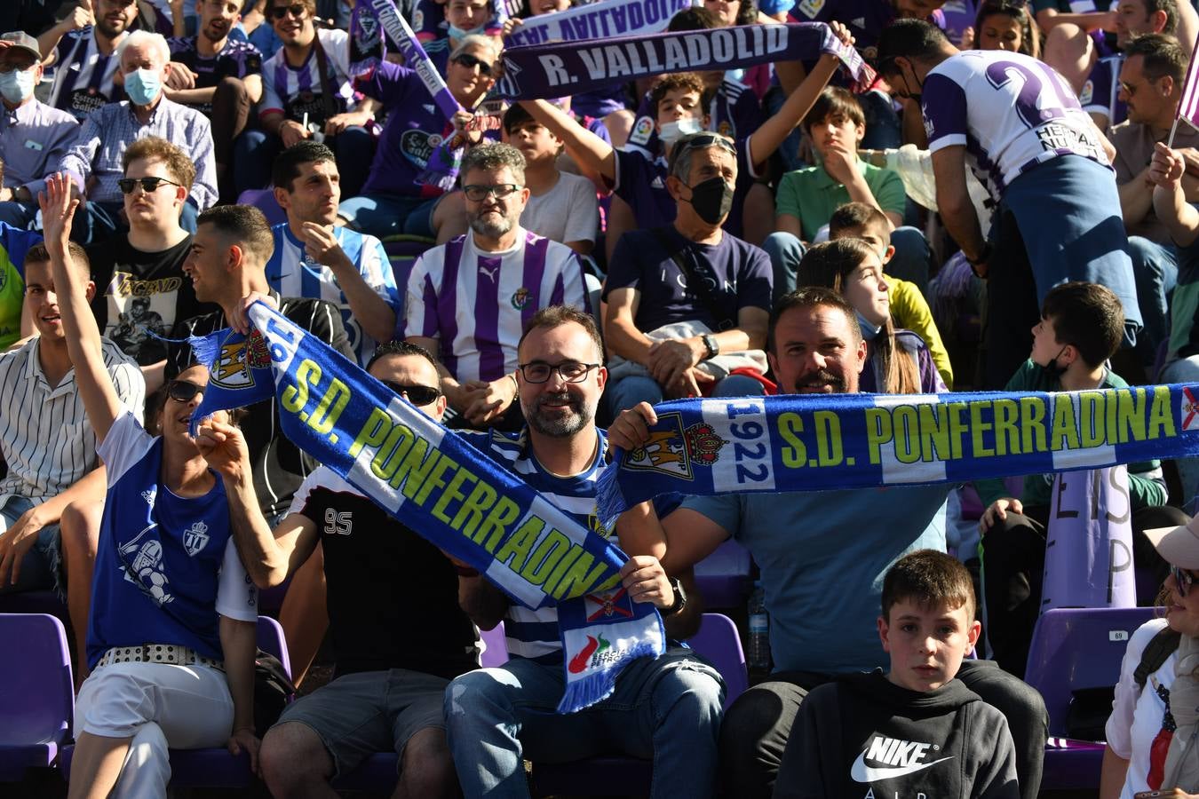 Fotos: Búscate en la grada del Zorrilla (3/6)