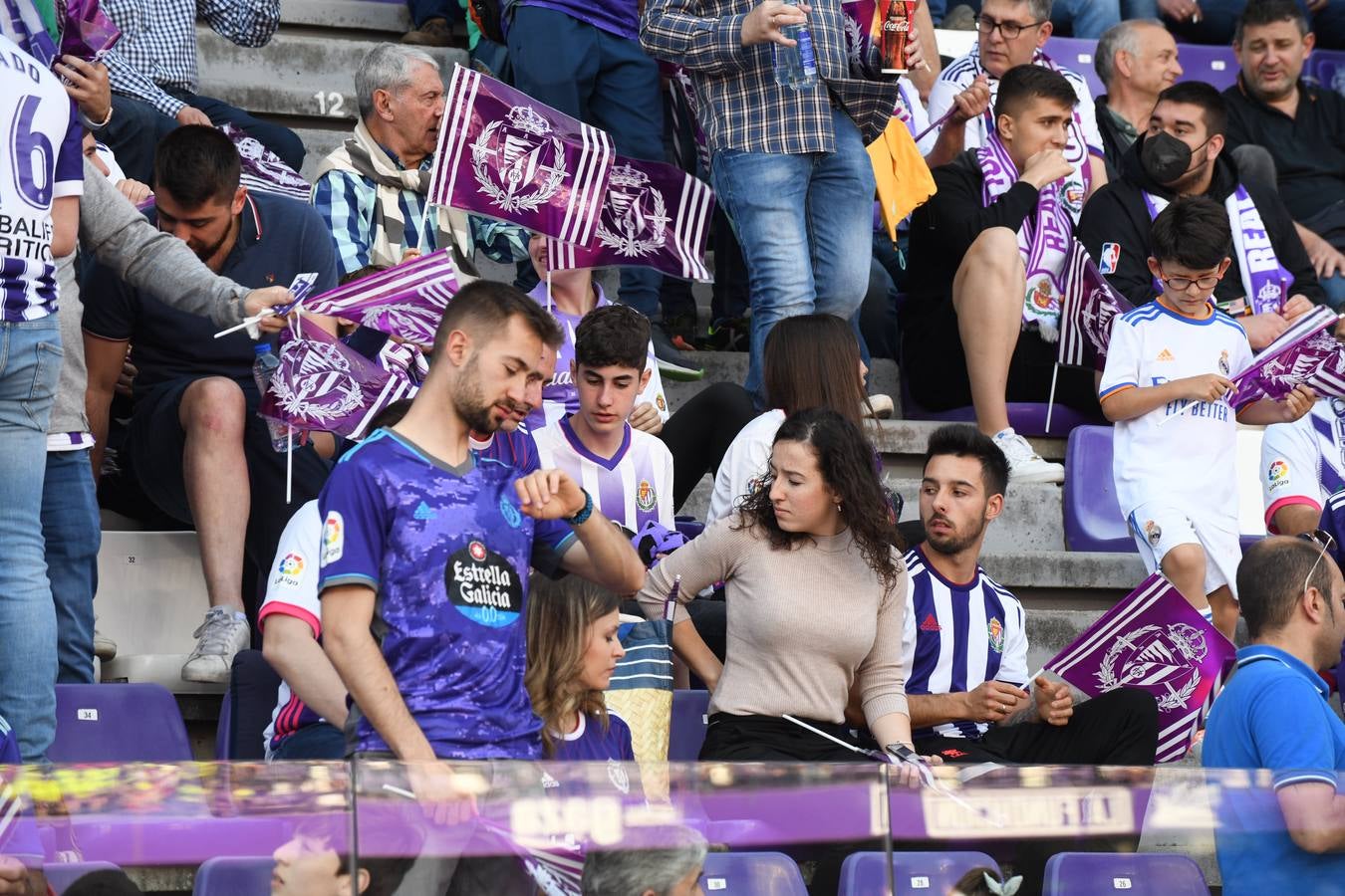 Fotos: Búscate en la grada del Zorrilla (4/6)