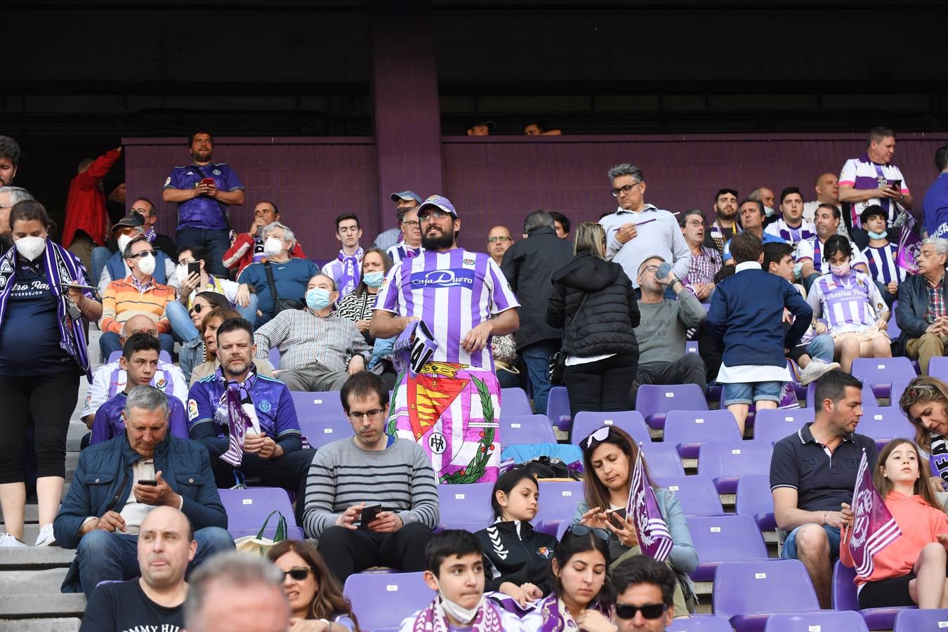 Fotos: Búscate en la grada del Zorrilla (4/6)