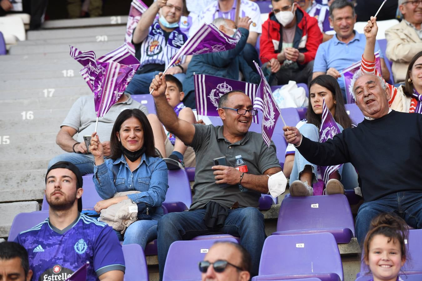 Fotos: Búscate en la grada del Zorrilla (4/6)