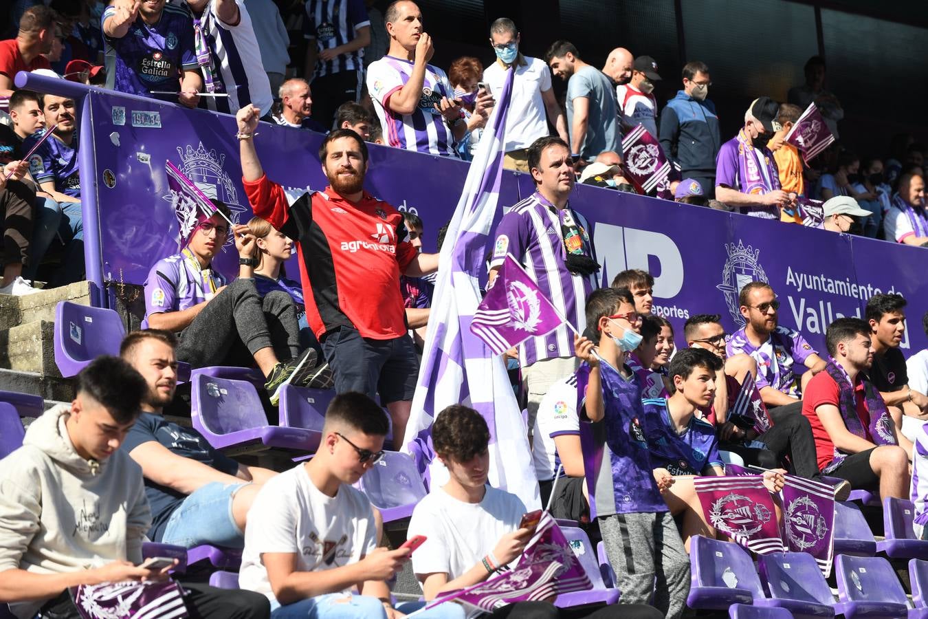 Fotos: Búscate en la grada del Zorrilla (5/6)