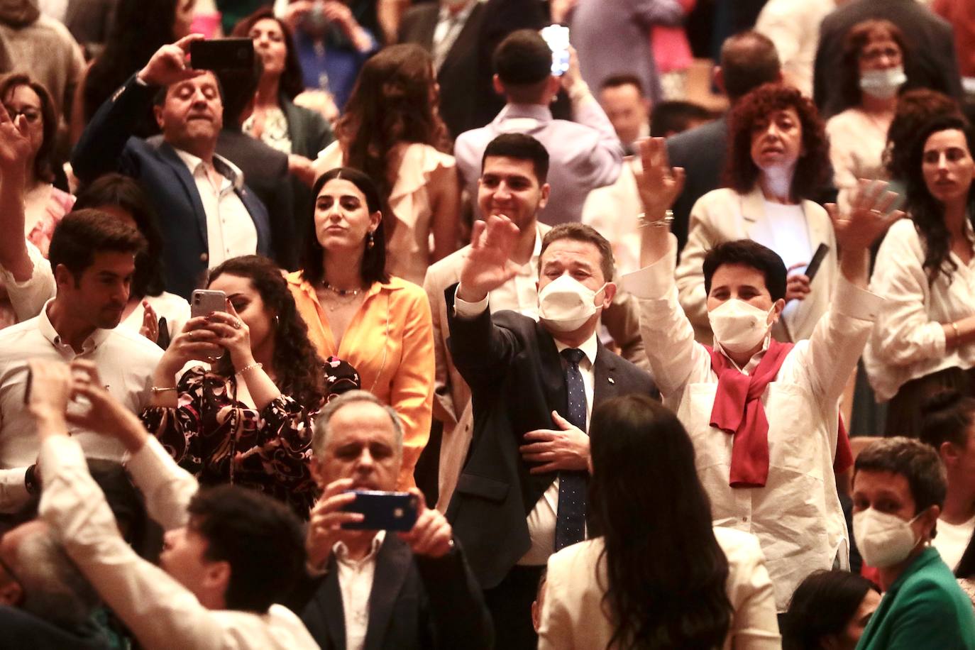 Diferentes momentos de la graduación. 