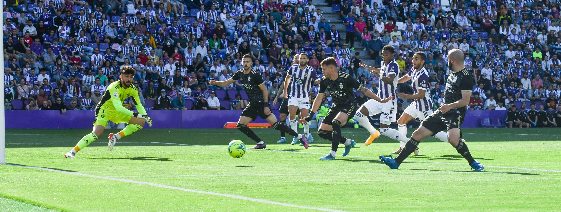 Fotos: Victoria del Real Valladolid ante la Ponferradina (2/2)