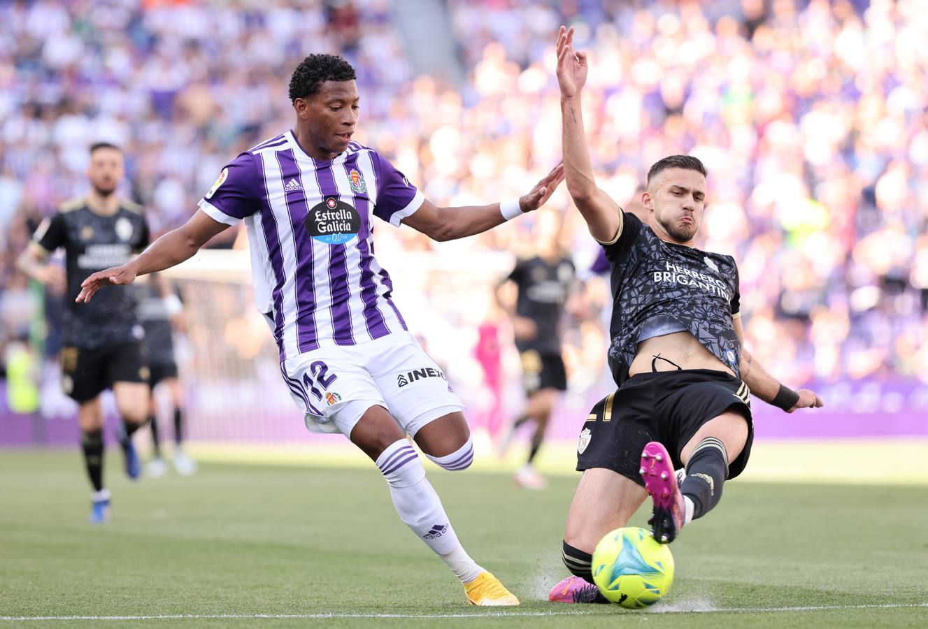 Fotos: Victoria del Real Valladolid ante la Ponferradina (2/2)