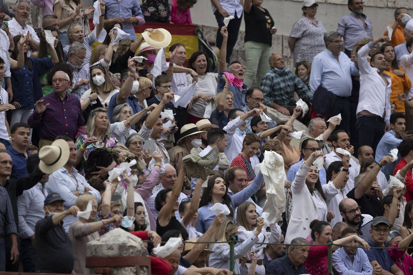 Fotos: Puerta grande en Valladolid para El Juli, Manzanares y Diego Ventura (1/2)