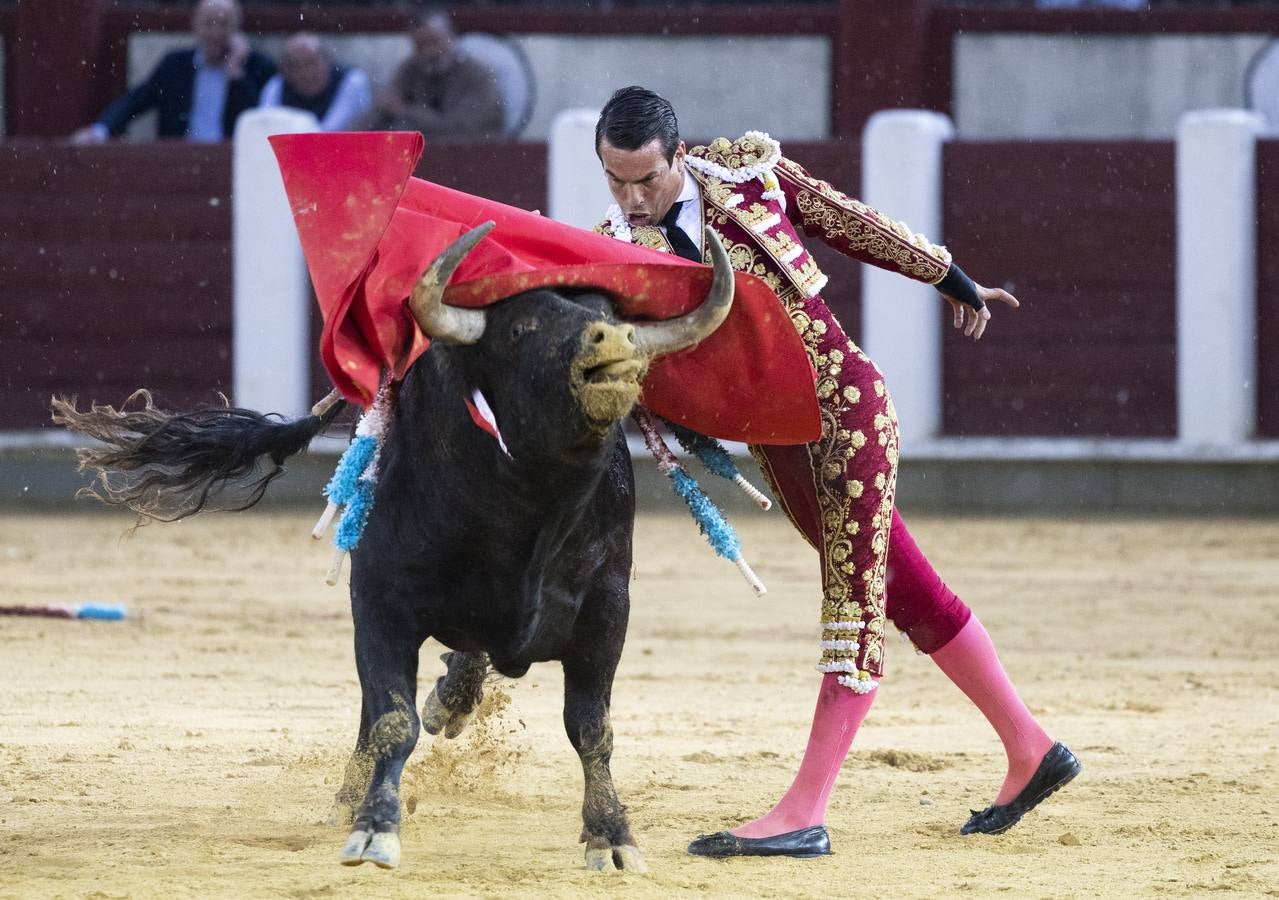 Fotos: Puerta grande en Valladolid para El Juli, Manzanares y Diego Ventura (2/2)